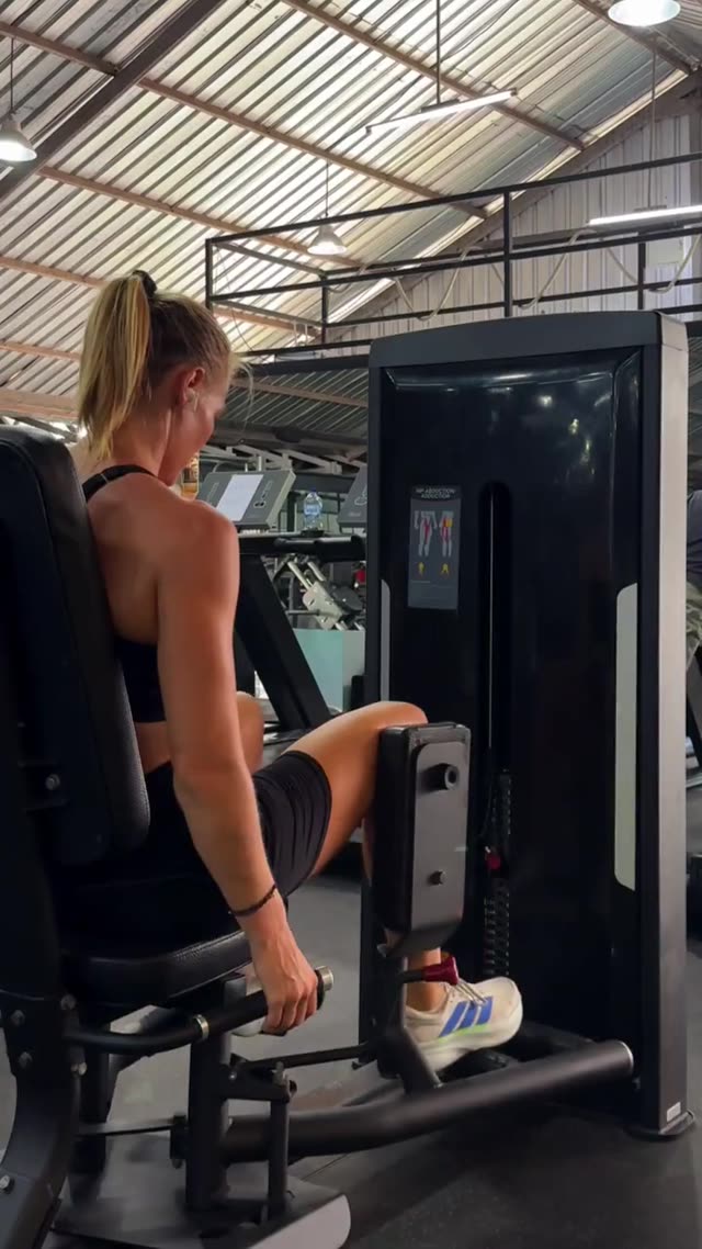 Hip Abduction Machine
